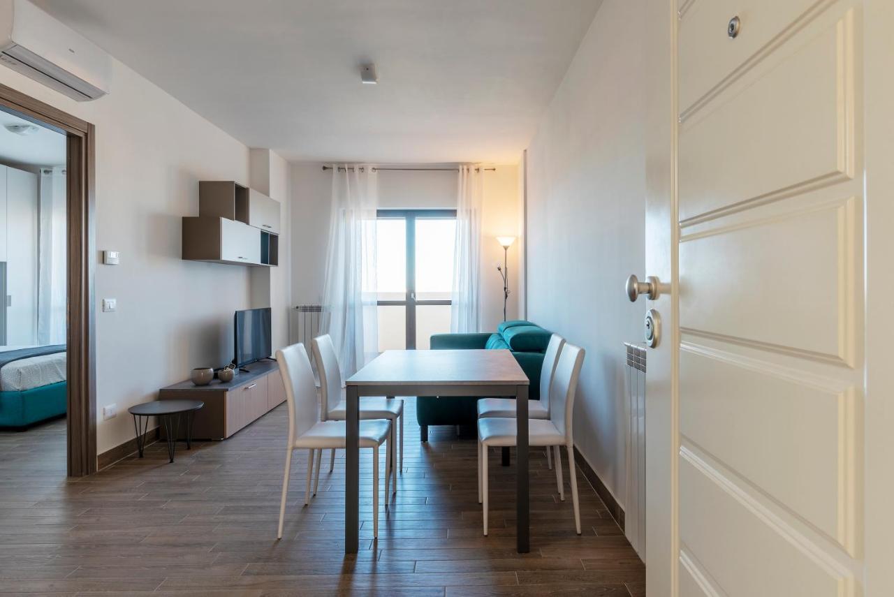 Fonte Laurentina Apartment Rom